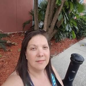 Meet your Posher, Deanna